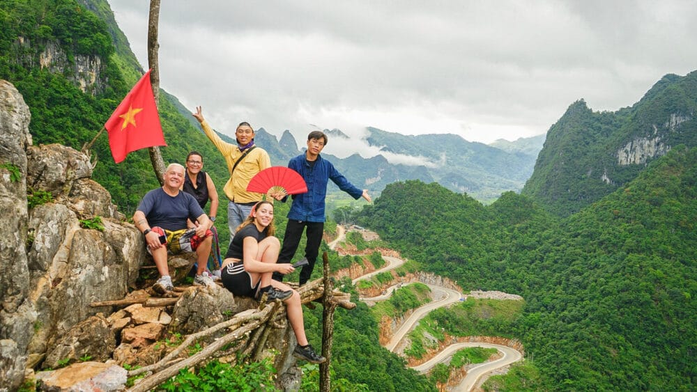 3 DAYS 2 NIGHTS GROUP UNDER 10 PAX